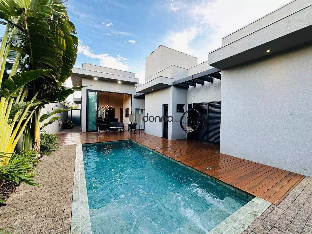 Casa de luxo no Condomínio Cyrella I