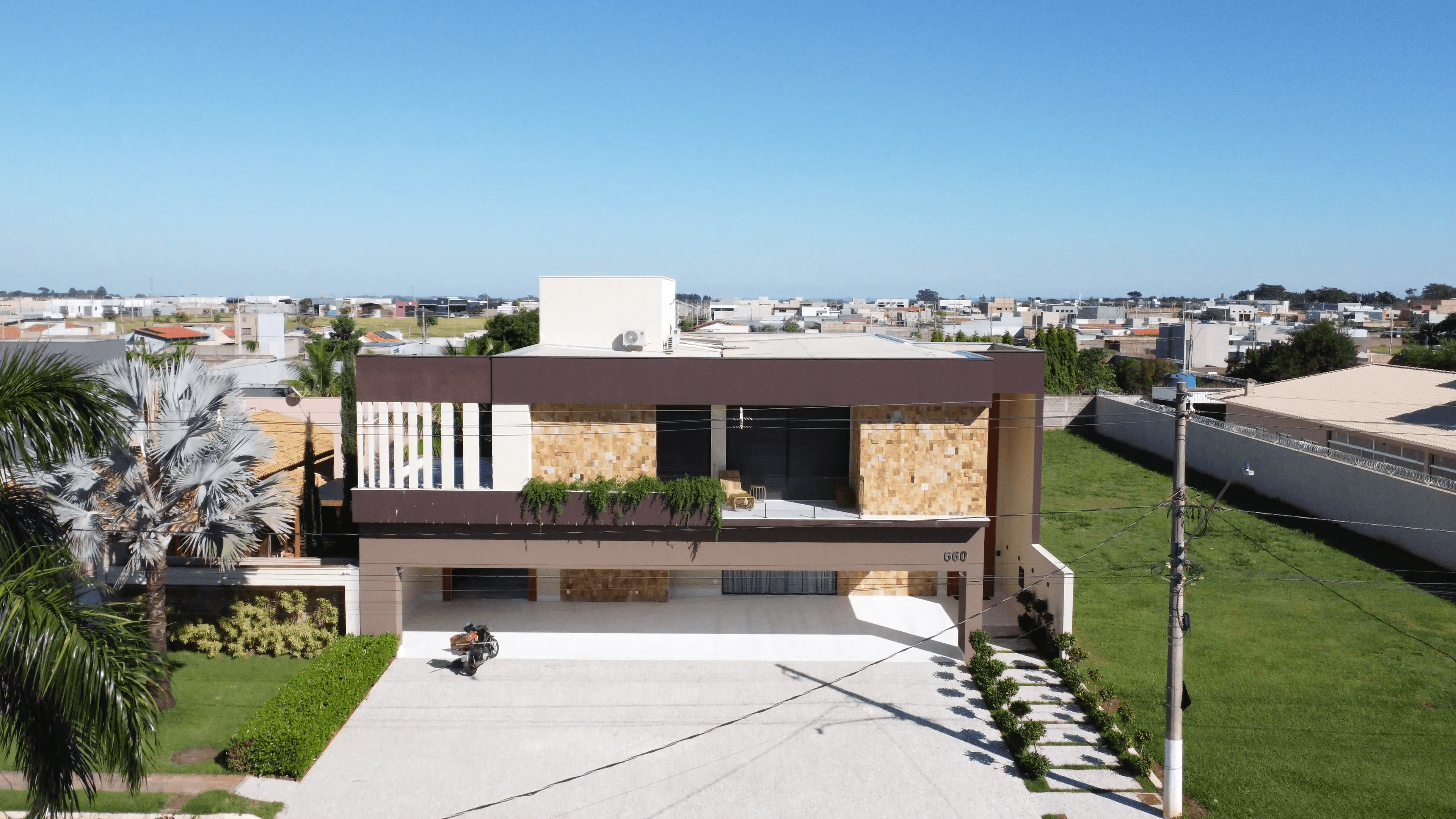 Casa no Condomínio Mário Franco