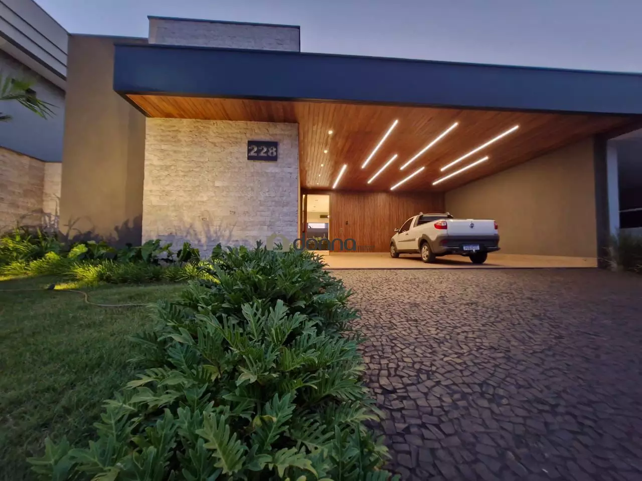 Casa à venda no Residencial Damha 1