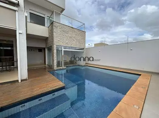 Sobrado à venda no Estância dos Ipês